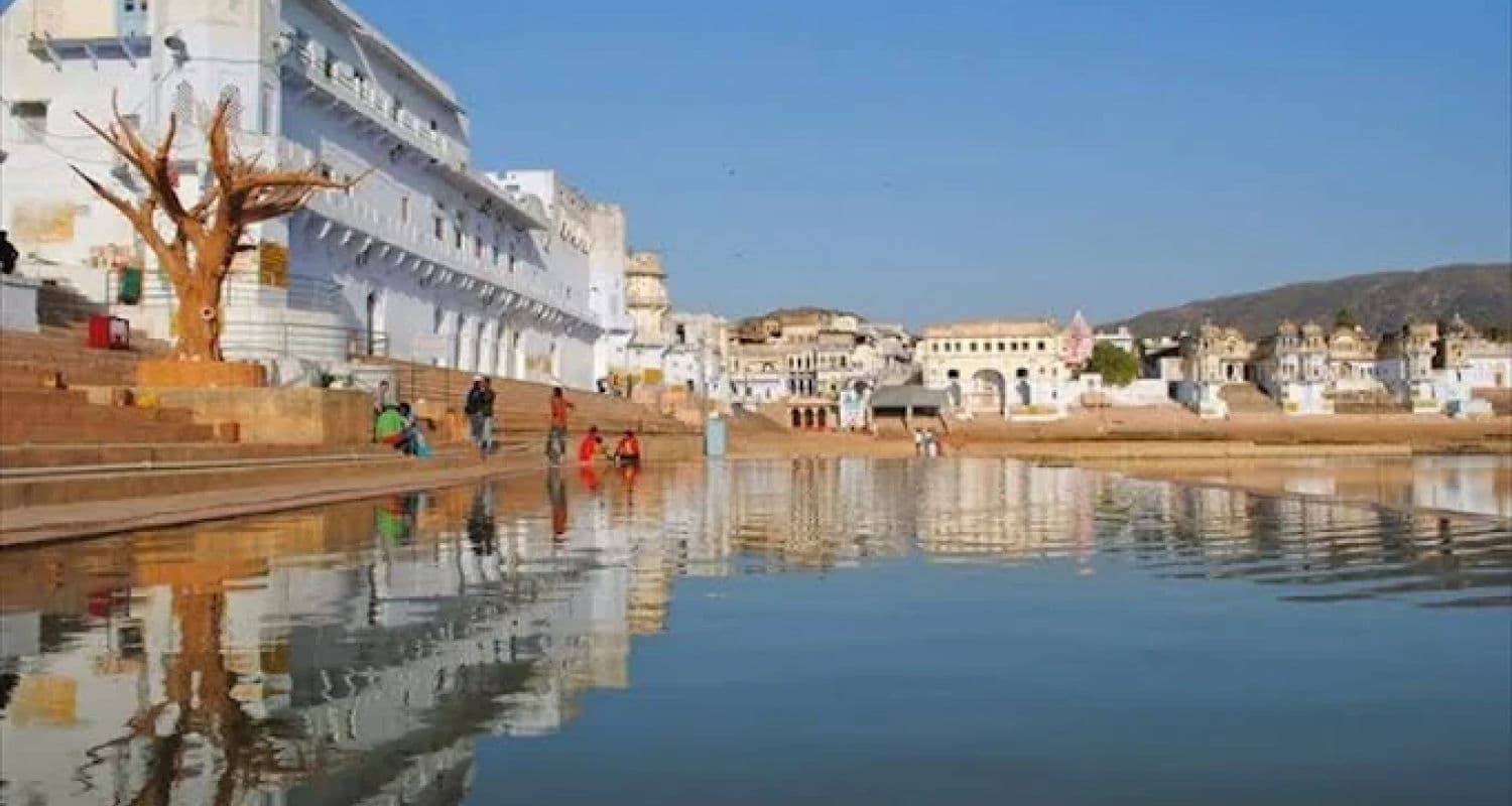 Serene Pushkar Lake Water Reflection & Spiritual Ghats Pushkar Lake Reflection