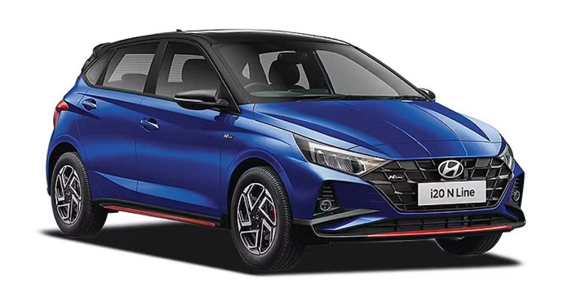 Book Hyundai i20 hatchback cab rental for city travel Hyundai i20 hatchback cab