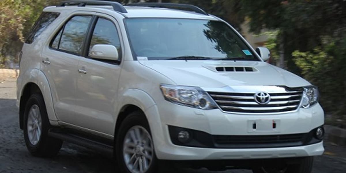 Toyota Fortuner Luxury Cab Rental Service in Jaipur Toyota Fortuner cab Jaipur