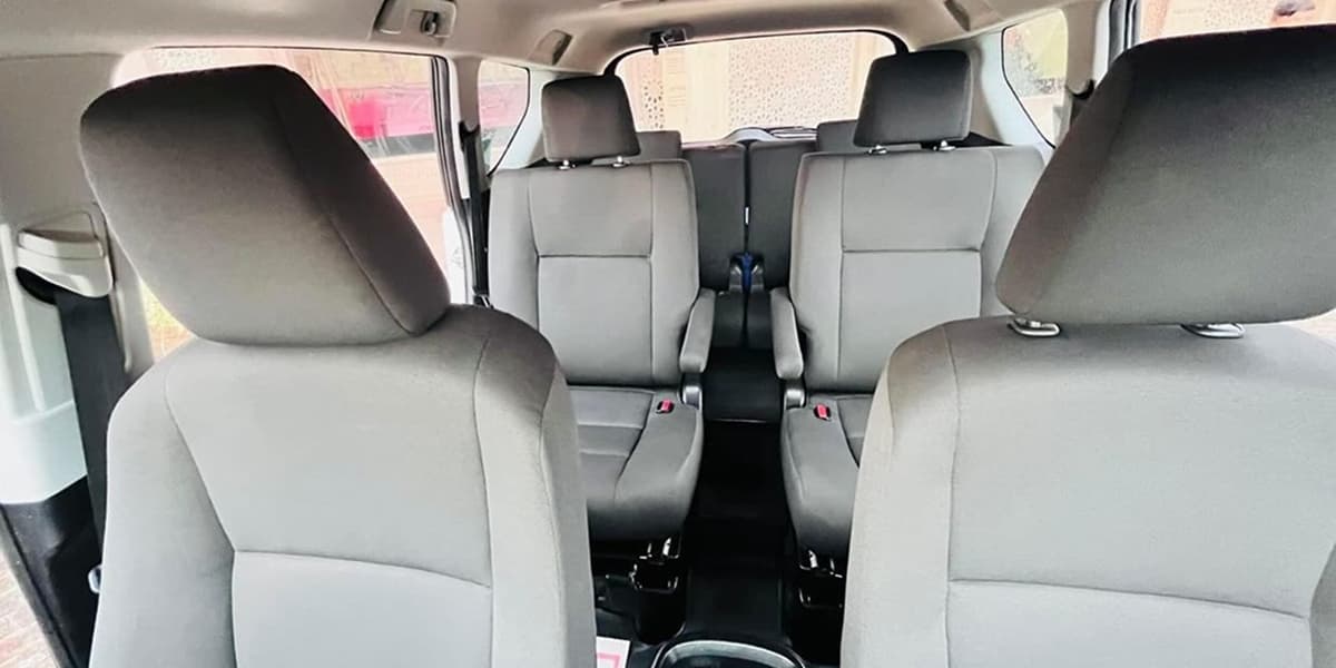 Toyota Innova Crysta Cab Rental Service in Jaipur Innova Crysta Cab in Jaipur