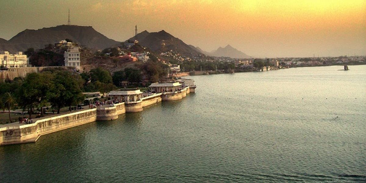 Ana Sagar Lake in Ajmer One Way Cab Ana Sagar Lake Ajmer