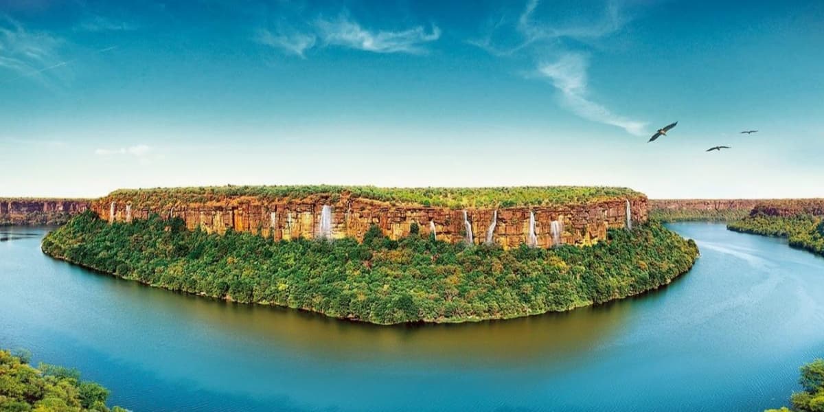 Garadia Mahadev Viewpoint Over Chambal River Garadia Mahadev Gorge
